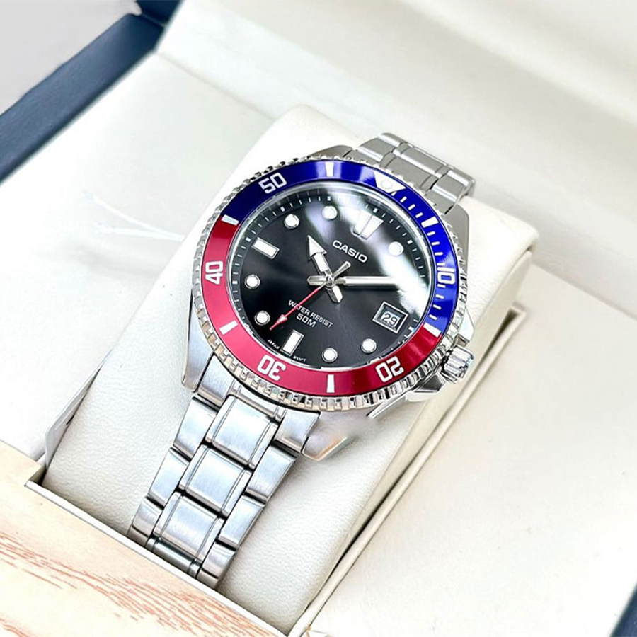 Наручные часы Casio MDV-10D-1A3. Фото 2.