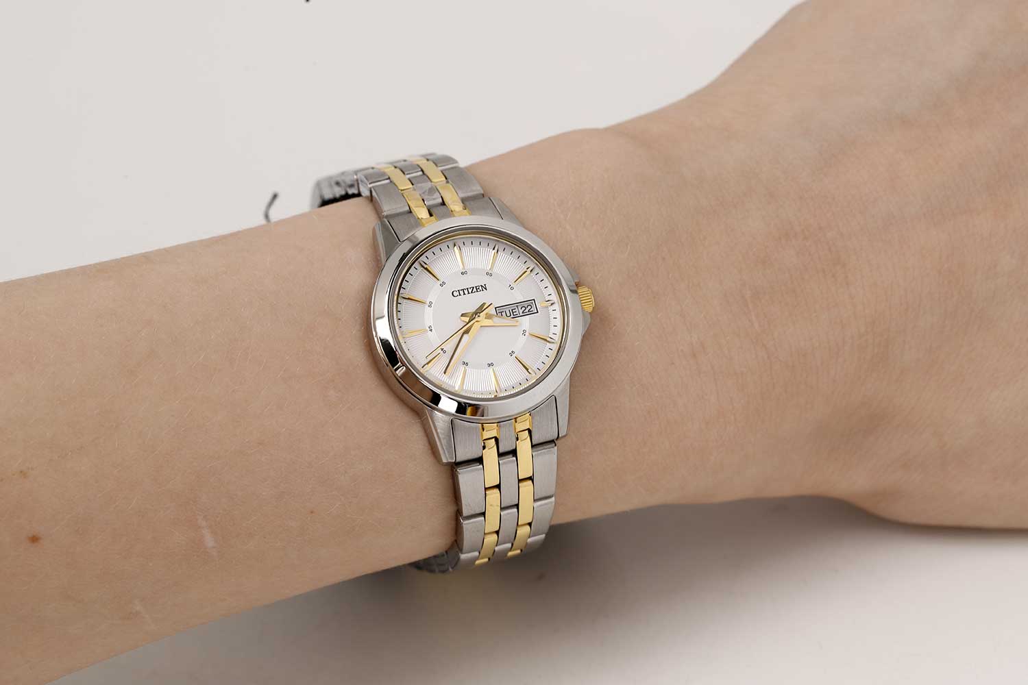 Наручные часы Citizen EQ0608-55A. Фото 1.