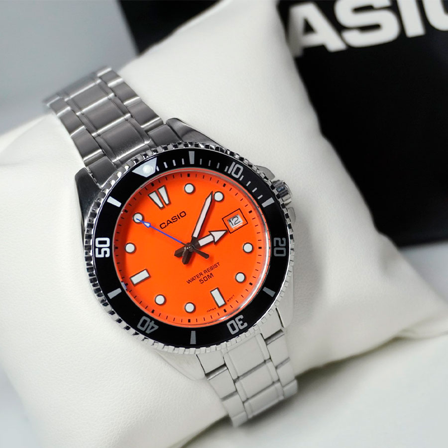 Наручные часы Casio MDV-10D-4A1. Фото 3.