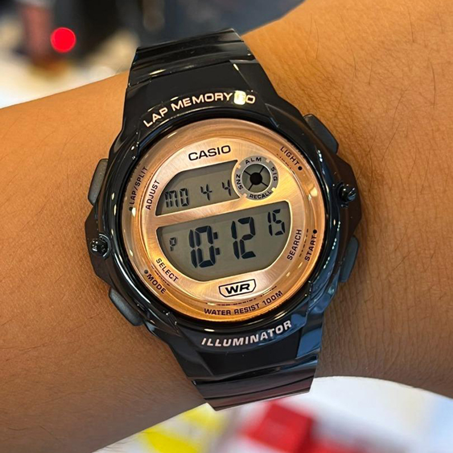 Наручные часы Casio LWS-1200H-1A. Фото 5.