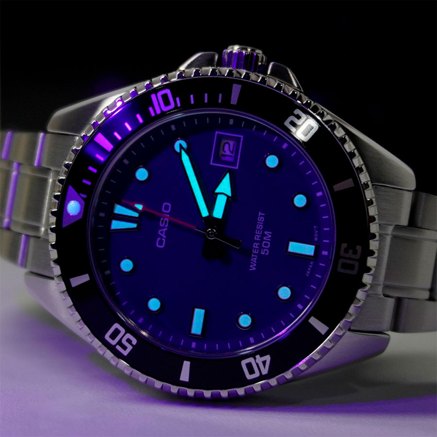 Наручные часы Casio MDV-10D-2A1. Фото 4.