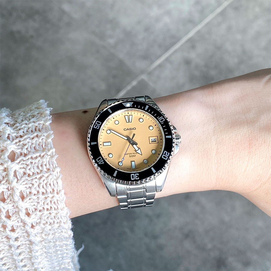 Наручные часы Casio MDV-10D-4A2. Фото 4.